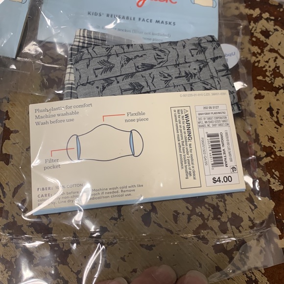 Mask Nerf  sanitizer/lip balm and holder 8 mask - Picture 5 of 5